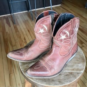 Moon and Star cowboy boots
